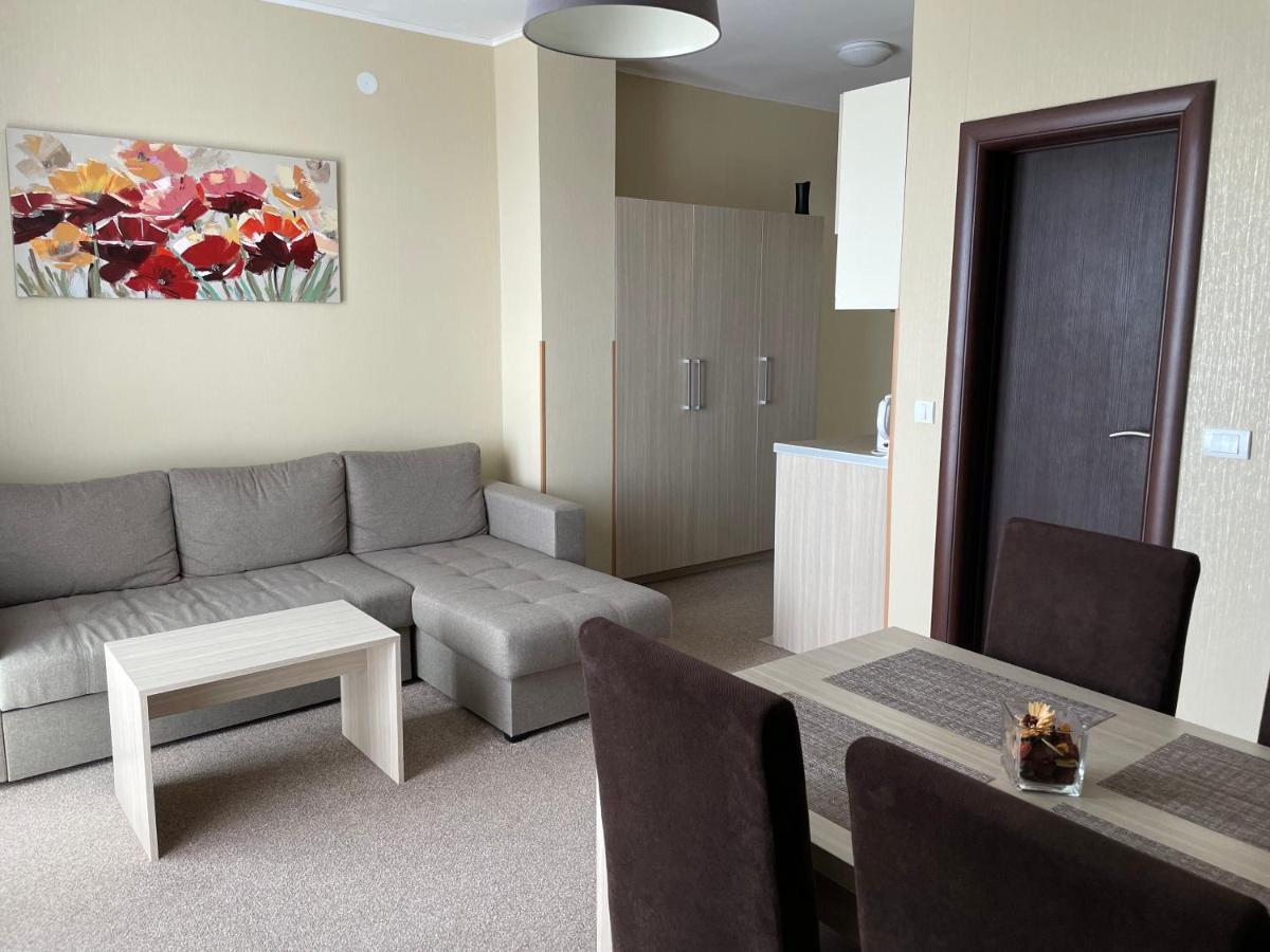 Vila Lucky Kop & Restoran Kopaonik Luaran gambar