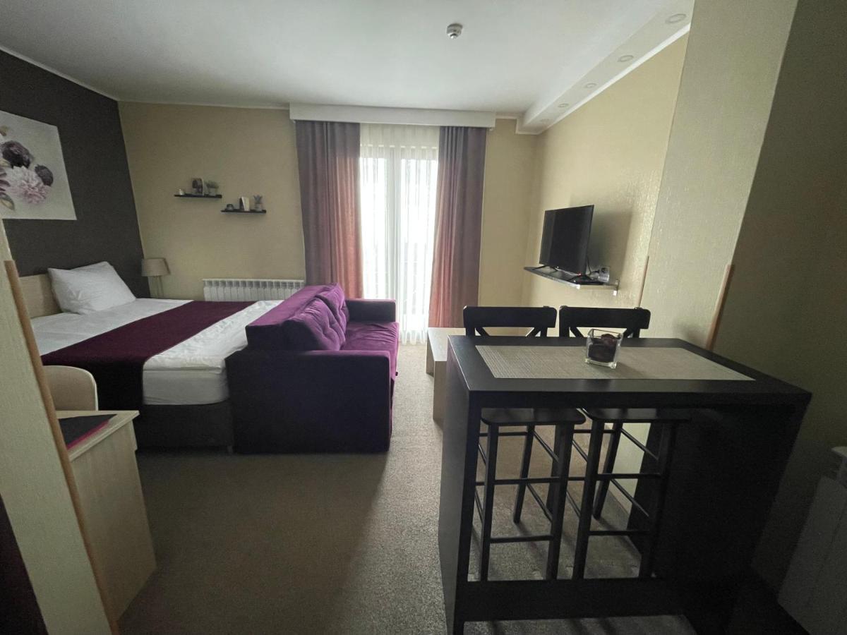 Vila Lucky Kop & Restoran Kopaonik Luaran gambar